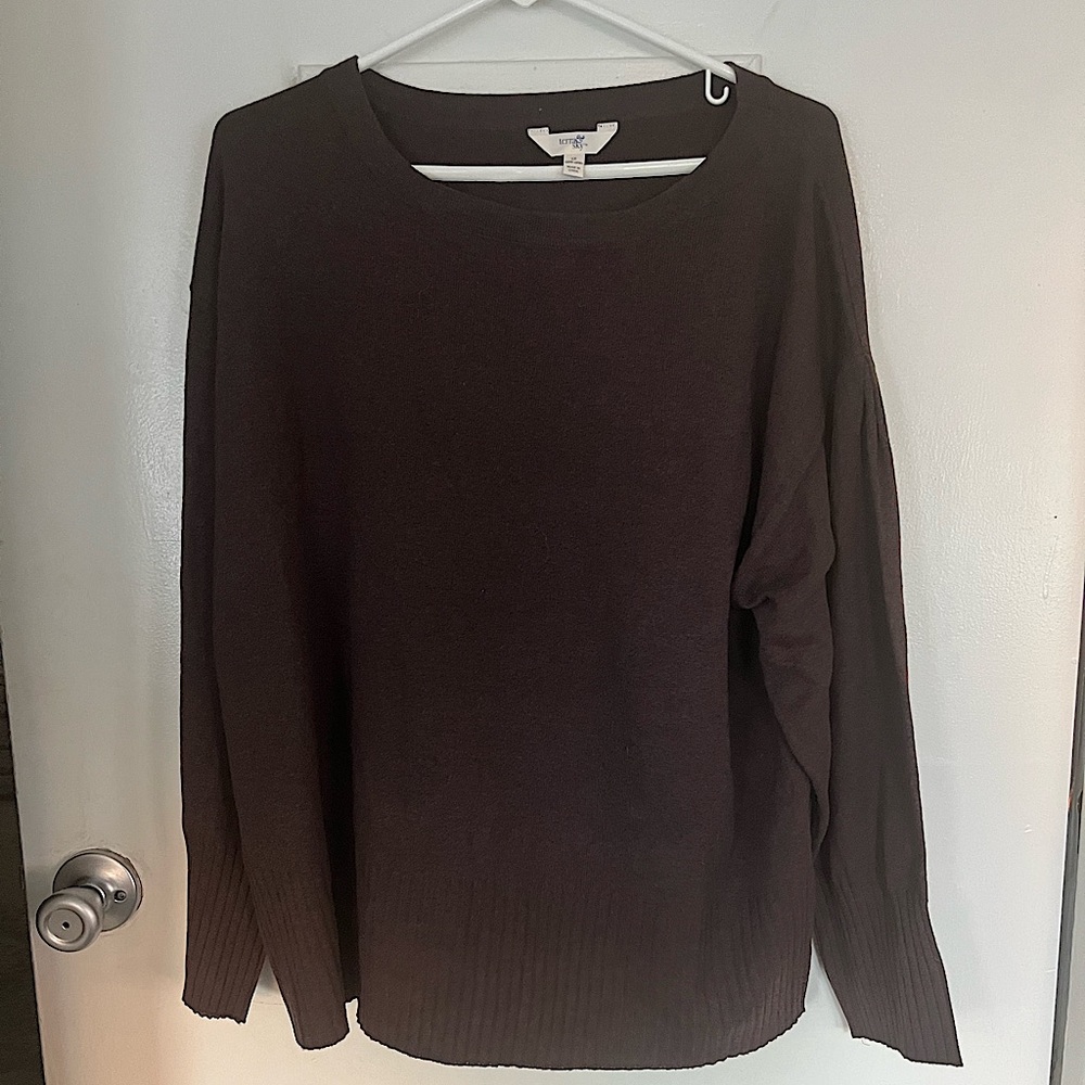 🎄 Buy one, Get one 🎄 NWOT Brown Sweater